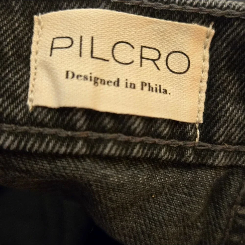 The Devon Rhinestone Distressed Denim Shorts by Pilcro NWT Size 30 - Picture 8 of 15